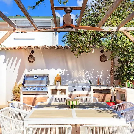 Villa Climatisee, Piscine, Plages 8mn A Pied