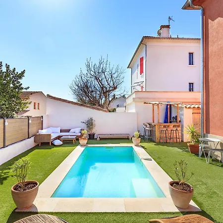Villa Climatisee, Piscine, Plages 8mn A Pied